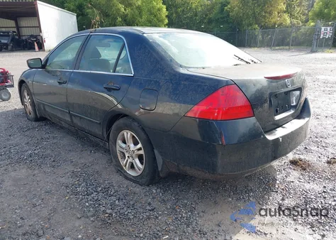 2006 Honda Accord 2.4 Se z USA, uszkodzony, nr VIN 1HGCM56306A106730